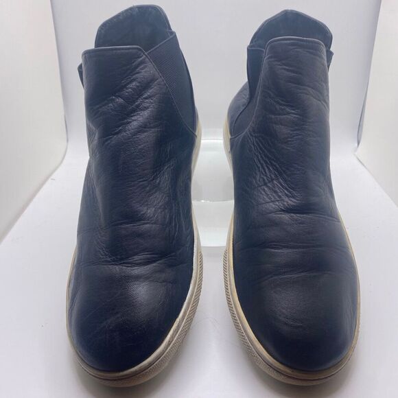 J/SLIDES Black LeatherSneakers Booties
Size 8.5 - Picture 1 of 8